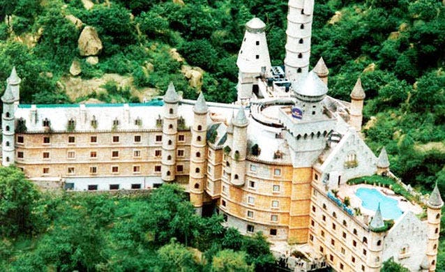 Best Western Amrutha Castle