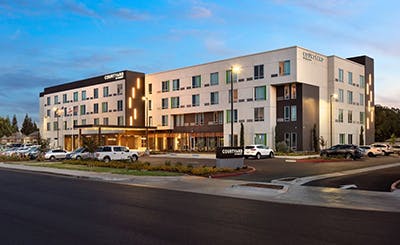 Courtyard Fresno Clovis