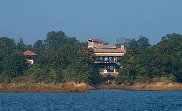Denwa Backwater Escape