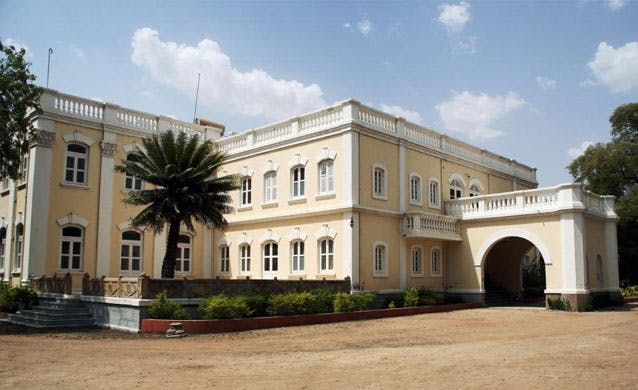 Royal Oasis & The Residency