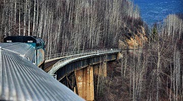 01-canadian-rail