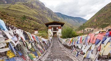 bhutan-land-of-thunder-dragons-04