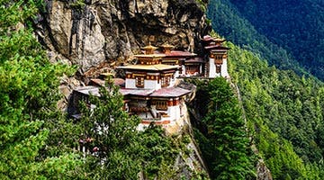 bhutan-land-of-thunder-dragons-09