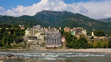 golden-triangle-and-the-ganges-09