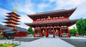 historic-asakusa-sensoji-temple-sumo