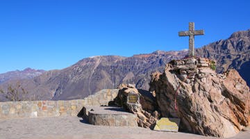 the-cruz-del-condor-roma